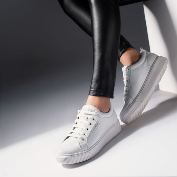 Weiße Ledersneaker